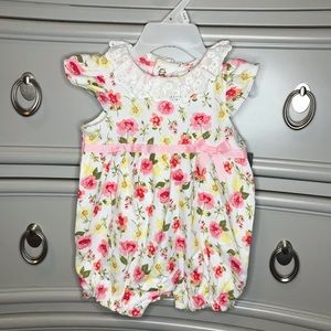 Floral Jumpsuit with Lace Collar ✨ NWT